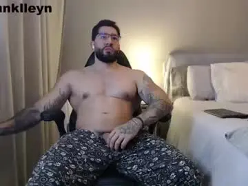 Chaturbate Live Sex of johnklleyn