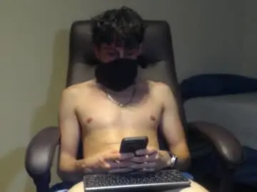 Chaturbate Watch Live Sex Cams of kikelargo22