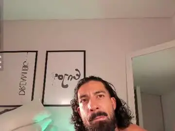 Chaturbate Live Sex Cam of maxstrong01