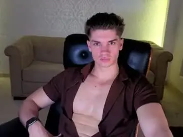 Chaturbate Best live sex cam show of maxkaiden