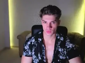Chaturbate Live Sex Cam of maxkaiden