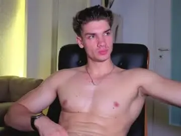Chaturbate Nude Webcam of maxkaiden