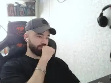 Chaturbate Free Porn Cam of _serious_man
