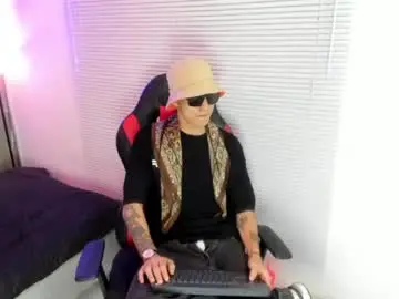 Chaturbate Sex Cam of cameron_lux4