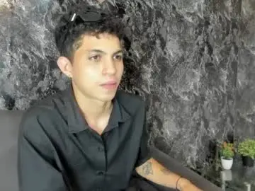 Chaturbate Watch Live Sex Cams of cameron_lux4