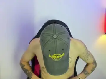 Chaturbate Live Sex Cam of cameron_lux4