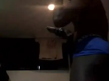 Chaturbate Private Sex Chat of _blackmagickmike4moms