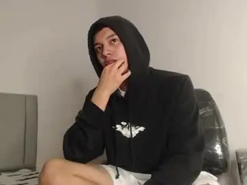 Chaturbate Nude Webcam of alex__lover