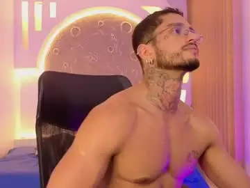 Chaturbate Free Live Porn of alan__rogers
