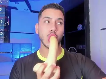 Chaturbate Adult Video Chat of axel_grey_