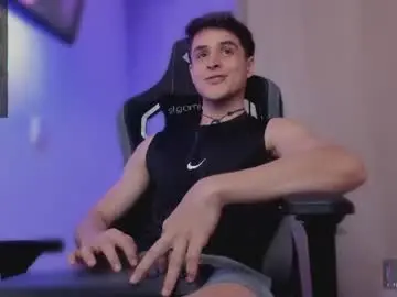 Chaturbate Best live sex cam show of thomklein