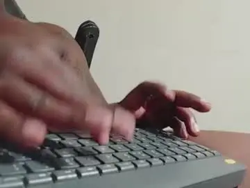 Chaturbate Watch Live Sex Cams of brant_garcia