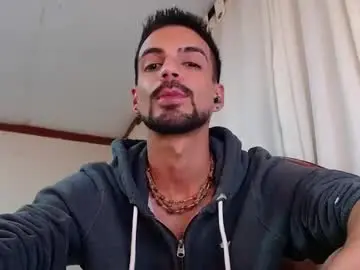 Chaturbate Live Sex Cam of _kurt420