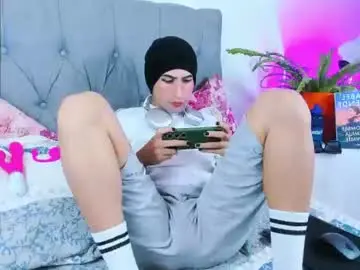 Chaturbate Adult Video Chat of andresznaygarcia