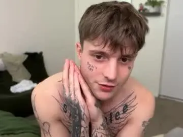 Chaturbate Adult Video Chat of prettyboyszn
