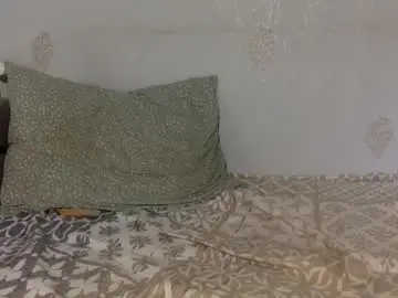 Chaturbate Live Porn of thepyngwieee