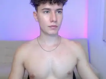 Chaturbate Adult Webcams of adrian_morelli