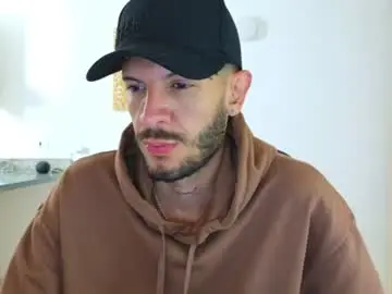 Chaturbate Sex Cam of max_tayloor
