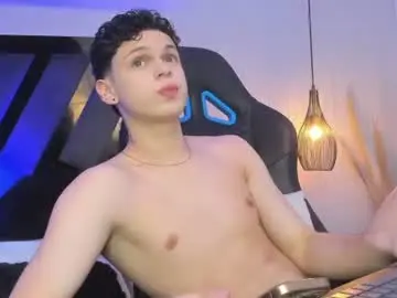Chaturbate Watch Live Sex Cams of mykelcano