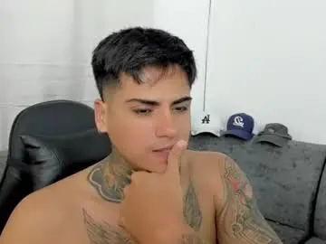 Chaturbate Sex Chat of sweetlatinoboy