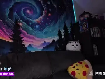 Chaturbate Free Live Porn of hardselfsucker1