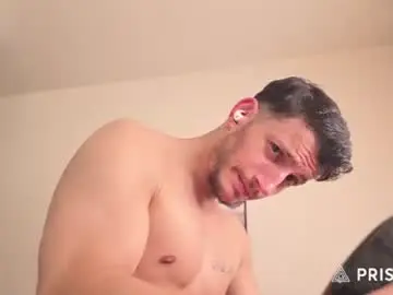 Chaturbate Watch Live Sex Cams of hardselfsucker1