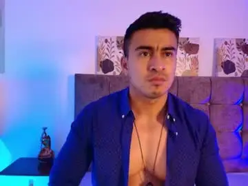 Chaturbate Free Live Porn of chris_clarck