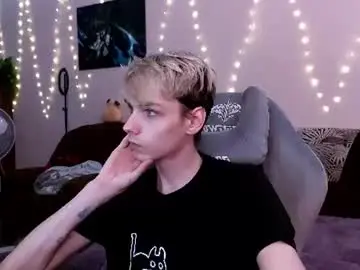 Chaturbate Watch Live Sex Cams of danny_fox888