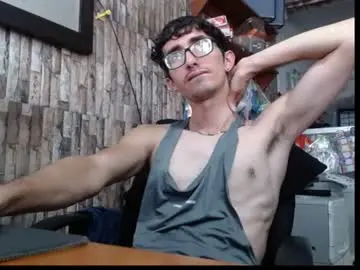 Chaturbate Sex Cam of jhosuamoore2