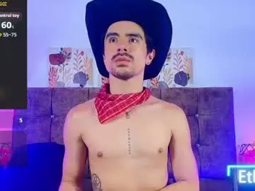 Chaturbate Live Porn of ethan_briggs