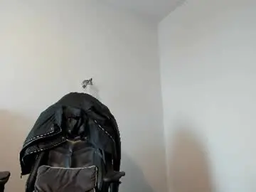 Chaturbate Watch Live Sex Cams of alphagodleatherking92