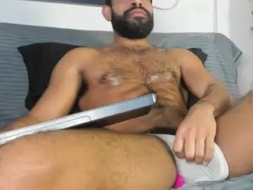 Chaturbate Nude Webcam of sweatyhairypig1