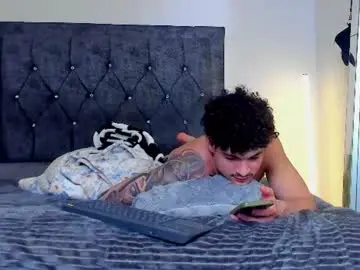 Chaturbate Adult Video Chat of morthy_downey