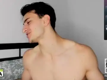 Chaturbate Live Sex of 19_david_19