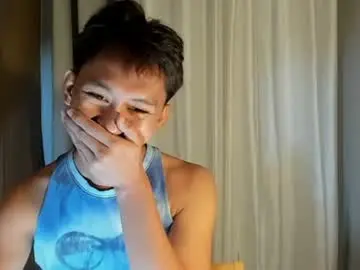 Chaturbate Live Sex of _xxhavefunwithme69_