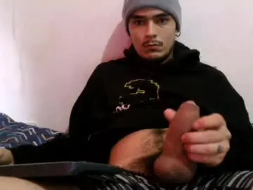 Chaturbate Free Live Porn of danielhot17