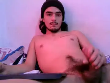 Chaturbate Live Sex Cam of danielhot17