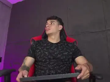 Chaturbate Free Live Porn of joseph__boy