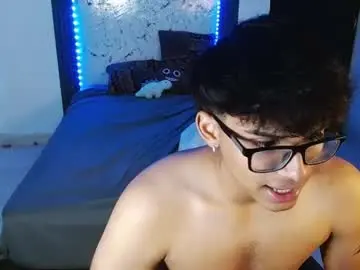 Chaturbate Adult Webcams of mr_yisuz
