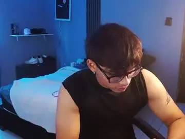 Chaturbate Watch Live Sex Cams of mr_yisuz
