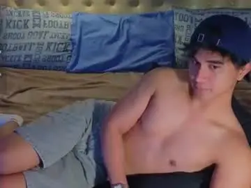 Chaturbate Watch Live Sex Cams of reidalert69