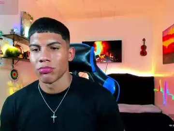 Chaturbate Free Porn Cam of damian_latinxxx