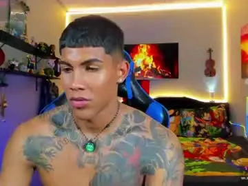 Chaturbate Live Porn of damian_latinxxx