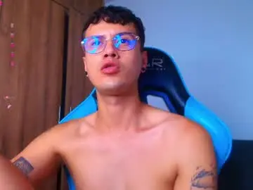 Chaturbate Live Porn of leaneseb