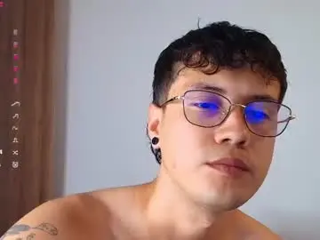 Chaturbate Free Porn Cam of leaneseb