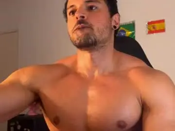 Chaturbate Nude Webcam of lucasfit24