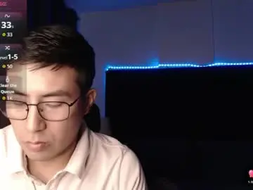 Chaturbate Live Sex Cam of andrewmhilton_
