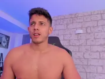 Chaturbate Nude Webcam of ashton_coleman_