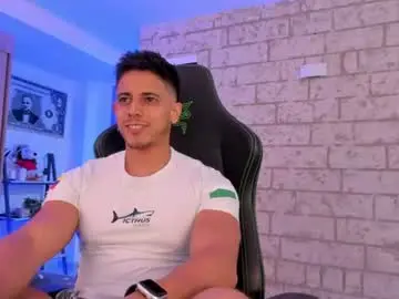 Chaturbate Free Live Porn of ashton_coleman_