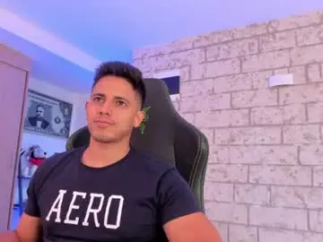 Chaturbate Live Sex of ashton_coleman_